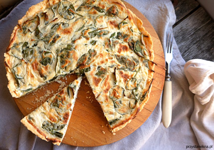 tarta ze szpinakiem i łososiem