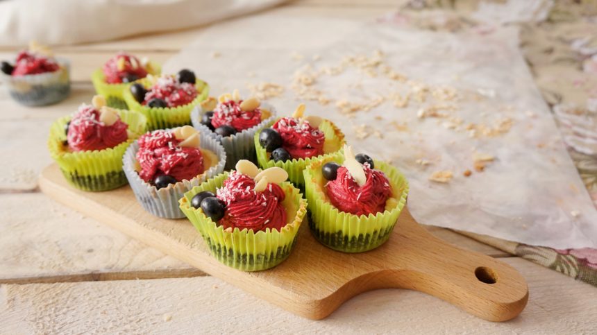 mini serniki z oreo i wiśnią