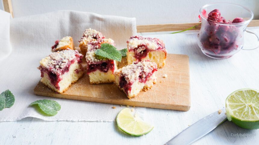 ciasto ucierane z wiśnią