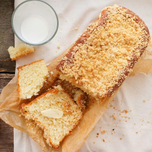 Bułka drożdżowa z kruszonką